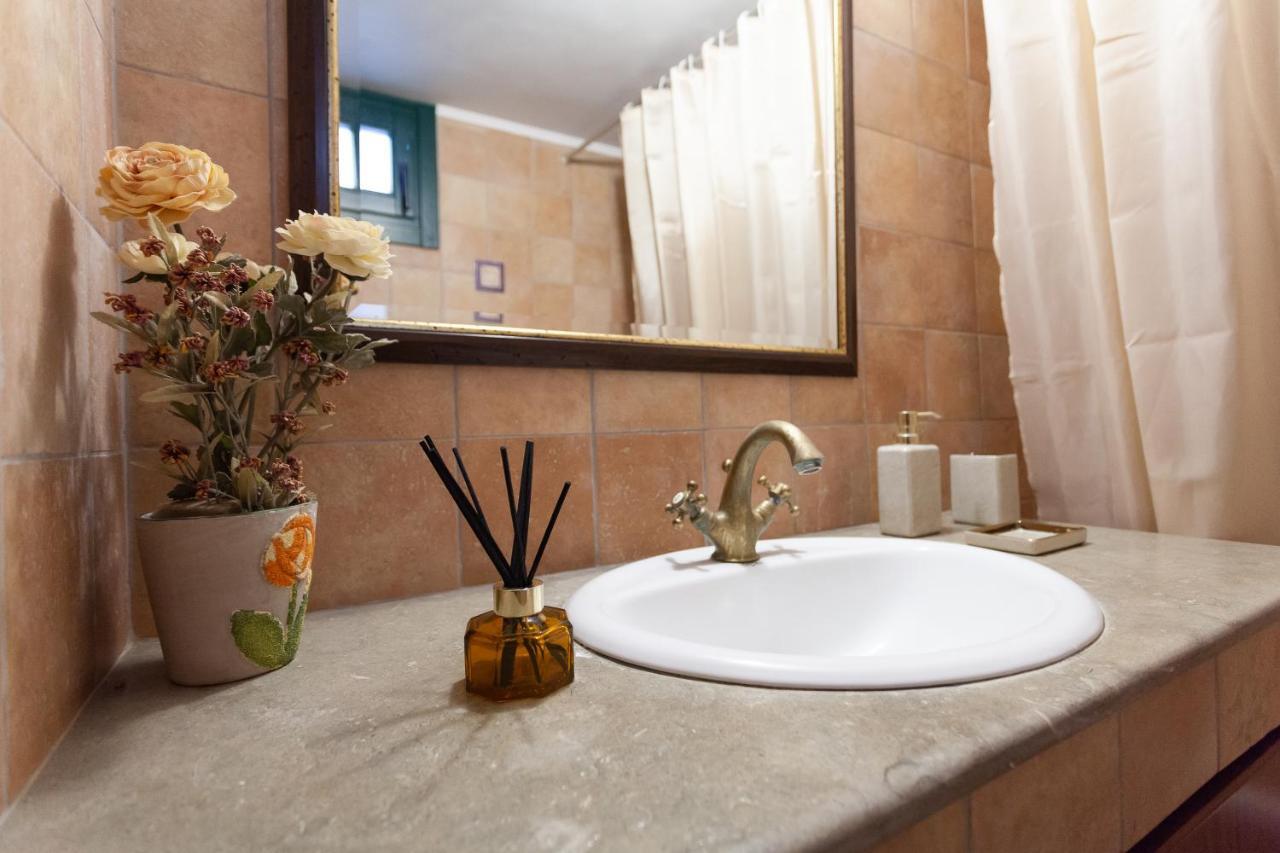Batu Vacation House Monolithos (Rhodes) Exterior foto